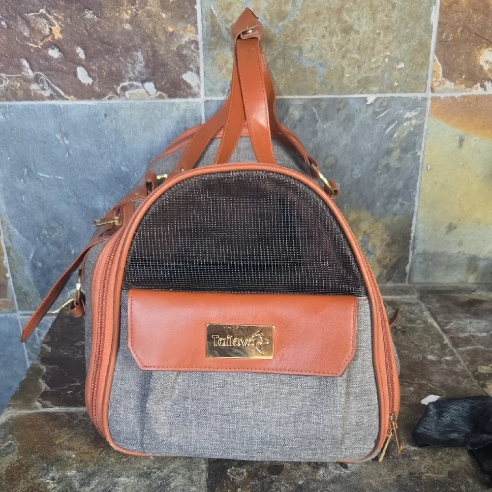 Tail Tan and Gray Pet Carrier